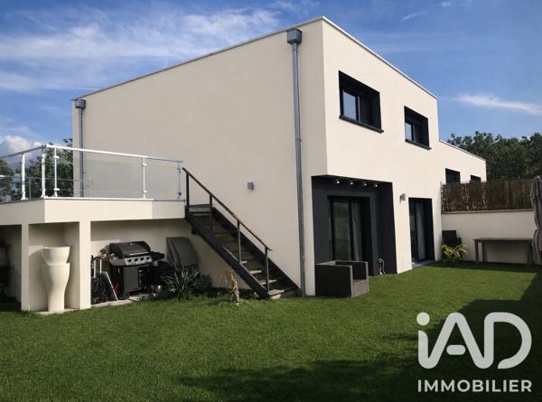 Maison à vendre 6 pièces 159 m² Péron