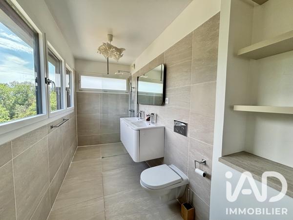 Maison à vendre 6 pièces 159 m² Péron
