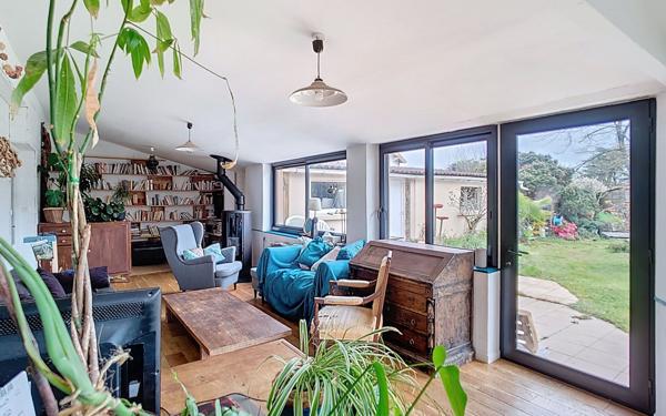 Maison à vendre    5 pièces •  Rezé