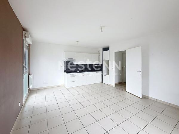 Appartement T3 2 Chambres avec Terrasse et Garage - 69500 BRON
