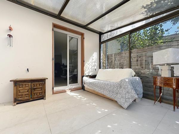 Maison de plain-pied - 2 chambres  – Véranda et piscine