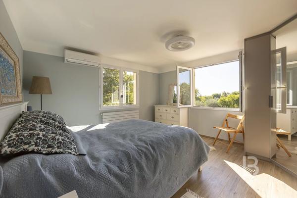 Maison parfaite a vendre! Piscine, jardin méditerranéen et maison d’amis