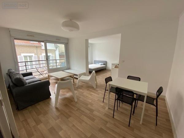 Chambre meublée à louer à Reims dans la Marne (51100), ref : LOCASOCSAV