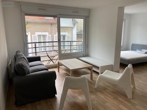 Chambre meublée à louer à Reims dans la Marne (51100), ref : LOCASOCSAV