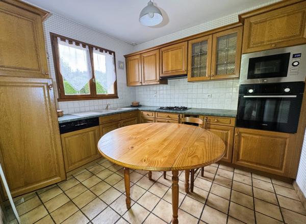 MAISON 5 PIÈCES - 93 M² HABITABLES – JARDIN, GARAGE – FERVAQUES (14140), À 15 MINUTES DE LISIEUX