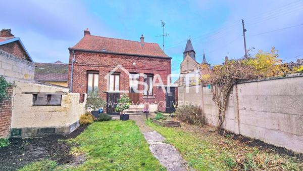 Maison individuelle de village de 4 pièces avec courette, jardinet, cave proches toutes commodités