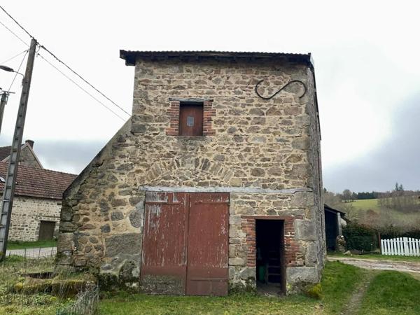 Corps de ferme (maison, grange et annexes)