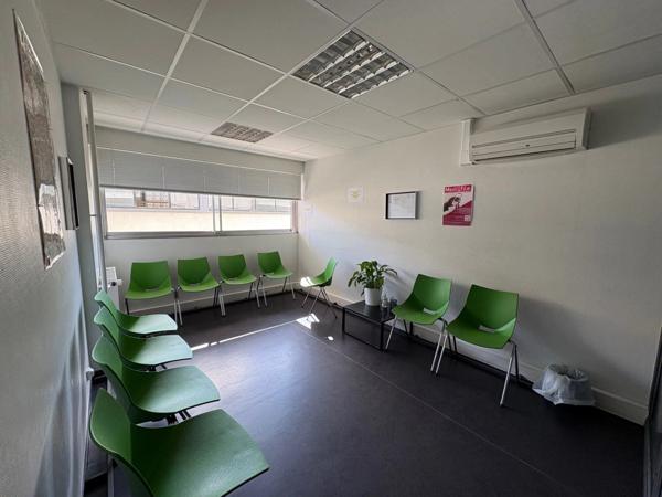 Vente Bureau 5 pièces 103 m2 à Nantes