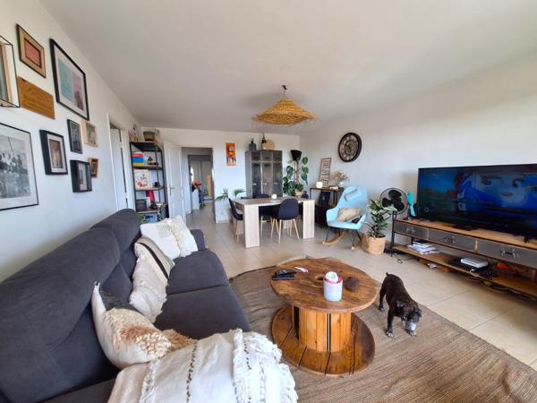 Saint-Laurent-du-Var (06700) APPARTEMENT AVEC VUE MER ET VERDURE AU CALME ABSOLU