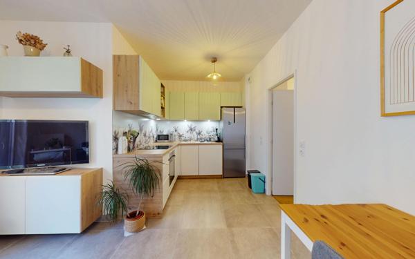 Appartement à vendre    3 pièces • 60,07 m2 Lyon 4