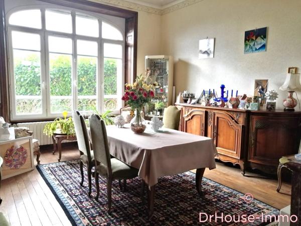 Maison à vendre 11 pièces de 249 m²