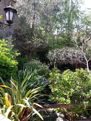 ENSEMBLE IMMOBILIER (LOCAL PROFESSIONNEL ET HABITATION)