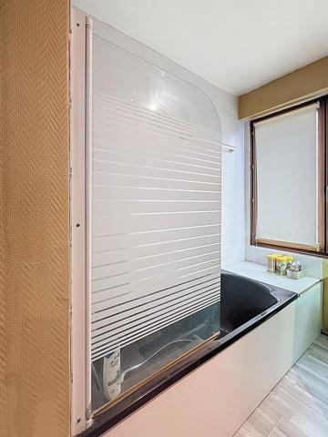 ENSEMBLE IMMOBILIER (LOCAL PROFESSIONNEL ET HABITATION)