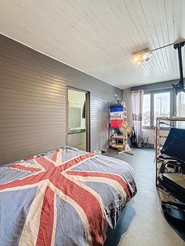 ENSEMBLE IMMOBILIER (LOCAL PROFESSIONNEL ET HABITATION)