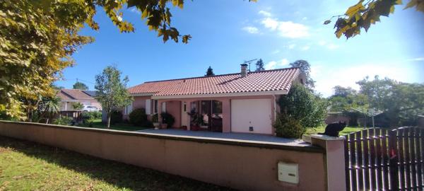 Maison de plain-pied à vendre à Josse (40230) – jardin et piscine hors-sol