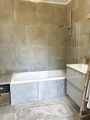 Sanary-sur-Mer (83110) Appartement T2 de 48 m² avec parking collectif.