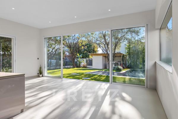 Villa avec piscine proche mer Cagnes-Sur-Mer