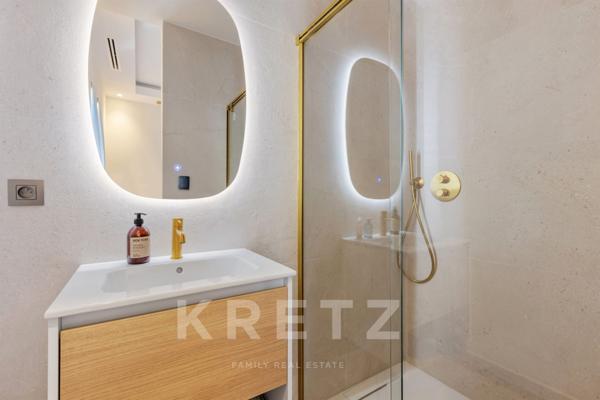 Villa avec piscine proche mer Cagnes-Sur-Mer