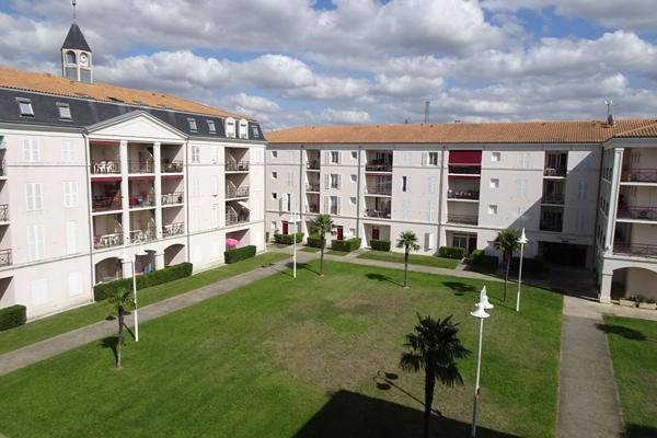 Rochefort port de plaisance : Appartement 4 pièces 58m² avec terrasse et parking