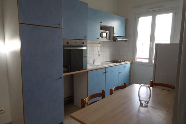 Rochefort port de plaisance : Appartement 4 pièces 58m² avec terrasse et parking