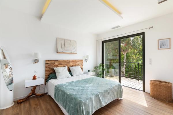 Superbe villa contemporaine entre Cannes et Golfe Juan