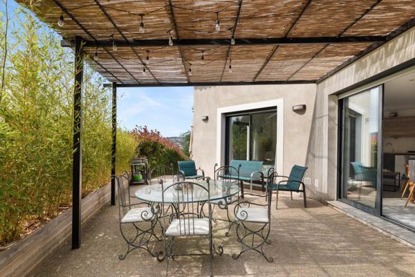 Superbe villa contemporaine entre Cannes et Golfe Juan