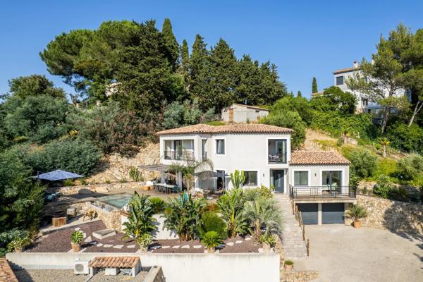 Superbe villa contemporaine entre Cannes et Golfe Juan