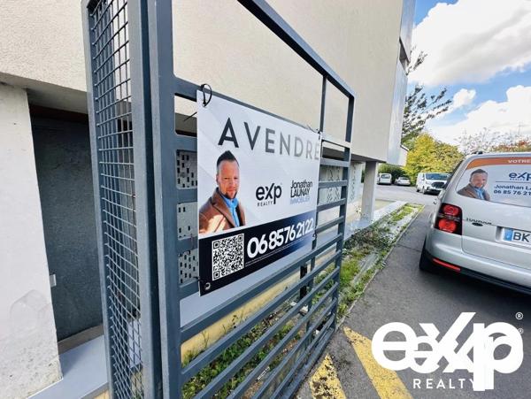 Place de parking sécurisée à La Chapelle-des-Fougeretz (centre-ville)