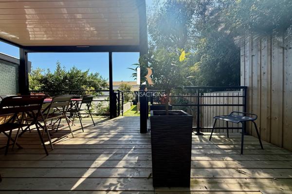 La Rochelle (17000) La Genette - Maison entièrement rénovée avec stationnement, garage, jardin paysagé et dépendance