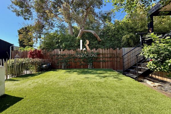 La Rochelle (17000) La Genette - Maison entièrement rénovée avec stationnement, garage, jardin paysagé et dépendance