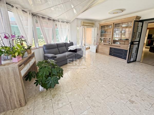 LES PENNES MIRABEAU - Maison T4 de 133m2 avec jardin privatif de 330m2