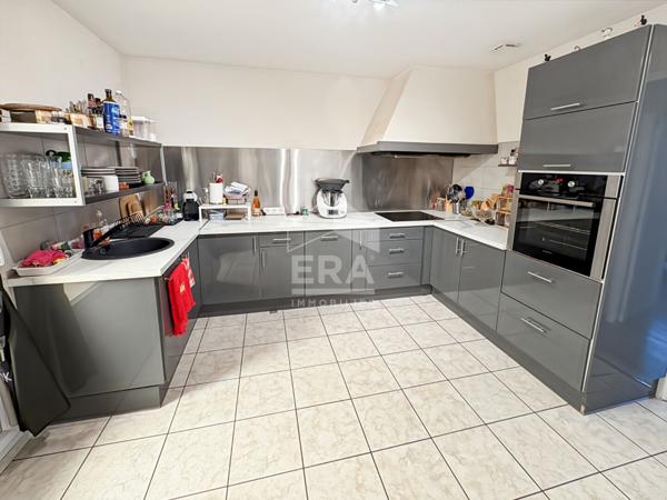 LES PENNES MIRABEAU - Maison T4 de 133m2 avec jardin privatif de 330m2