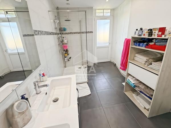 LES PENNES MIRABEAU - Maison T4 de 133m2 avec jardin privatif de 330m2