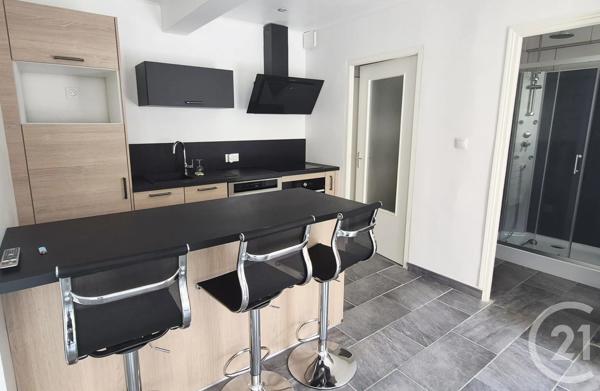 Appartement F1 à vendre  1 pièce - 35 m 2   MONTLUCON  - 03