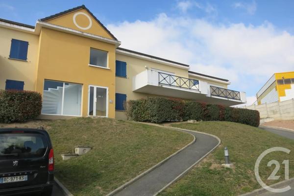 Appartement F1 à vendre  1 pièce - 35 m 2   MONTLUCON  - 03