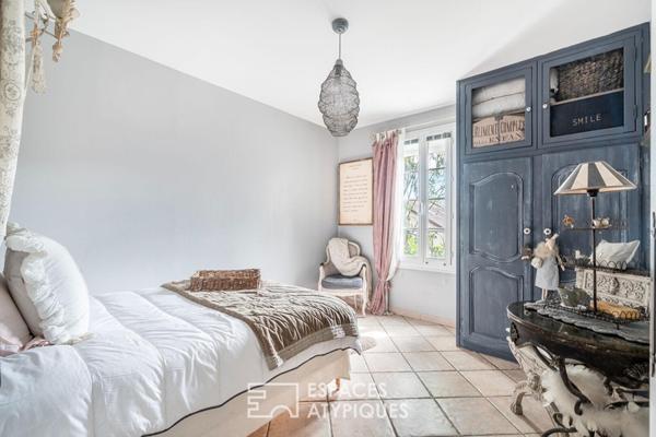 Demeure de style Mansart avec jardin aux accents méditerranéens