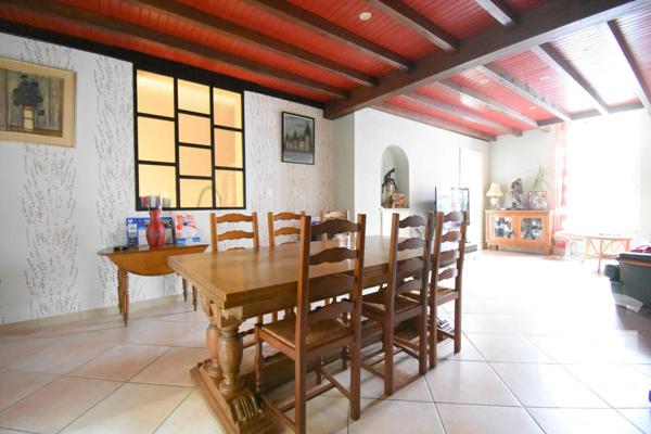 Maison à vendre  7 pièces - 207 m 2   VICHY  - 03