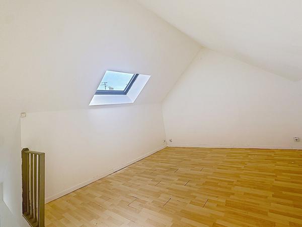 Maison 3 chambre cour