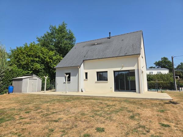 ST PIERRE LA COUR Pavillon T6