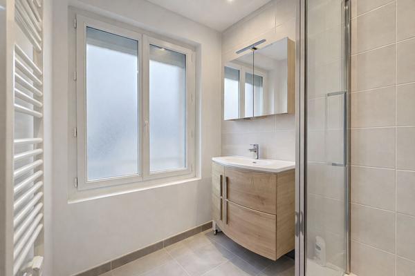 A LOUER T3 meublé proche gare / visitation 57.61 m²