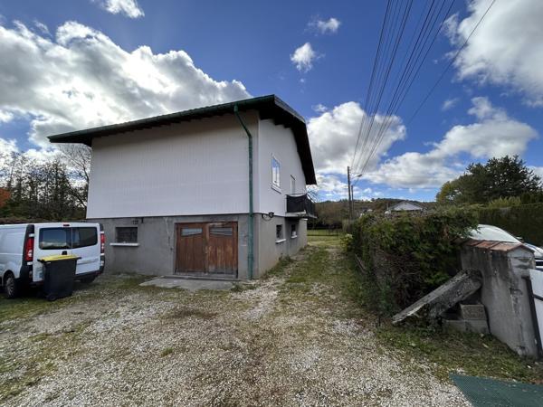 Maison individuelle à rénover, sur 10,52 ares à MANDEURE (25350)