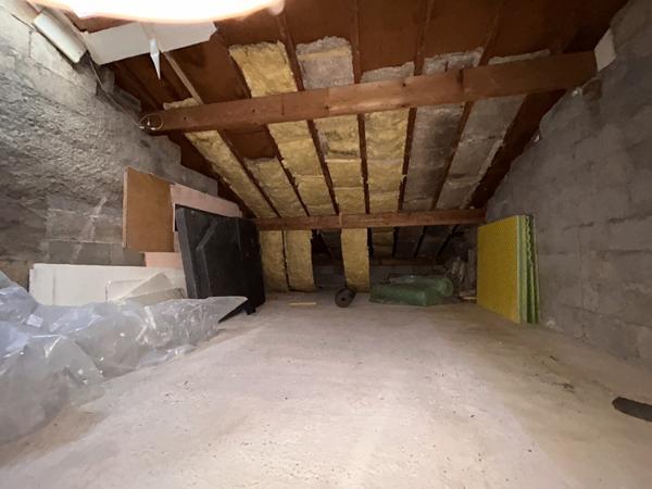 Maison individuelle à rénover, sur 10,52 ares à MANDEURE (25350)