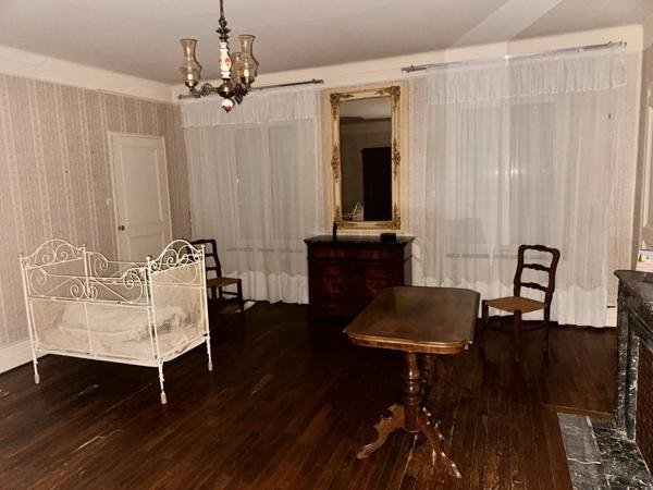 Vente Maison 12 pièces 400 m2 à Vatimont