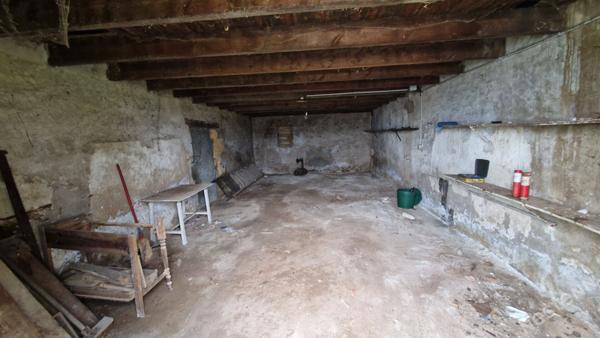 Maison ancienne avec grandes dépendances proche Bergerac !