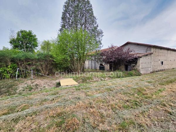 *** EXCLUSIVITE *** PROPRIETE RARE : MAISON DEPENDANCES ET TERRAIN *** SAINT-JEAN-D'HEURS 63190 ***