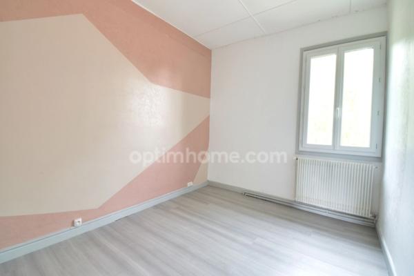 *** EXCLUSIVITE *** PROPRIETE RARE : MAISON DEPENDANCES ET TERRAIN *** SAINT-JEAN-D'HEURS 63190 ***