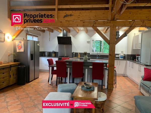 Maison de 6 pièces ,165m2 habitables sur 1774m2 de terrain