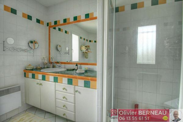Villa d'architecte à Arcangues 6 pièce(s) 163 m2 - Piscine + SPA