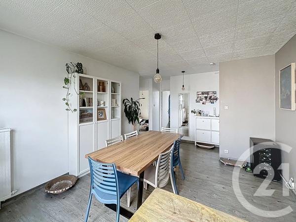 Appartement F4 à vendre  4 pièces - 66,02 m 2   CORBAS  - 69