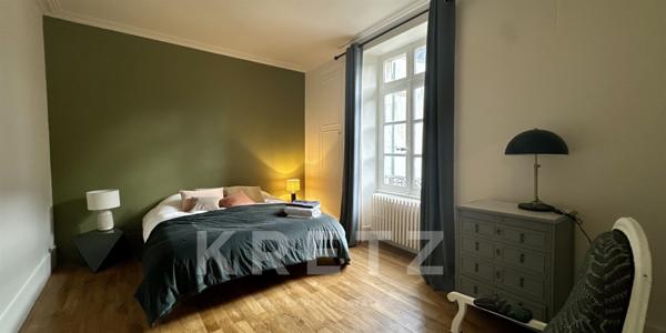 Maison maître rénovée avec jardin